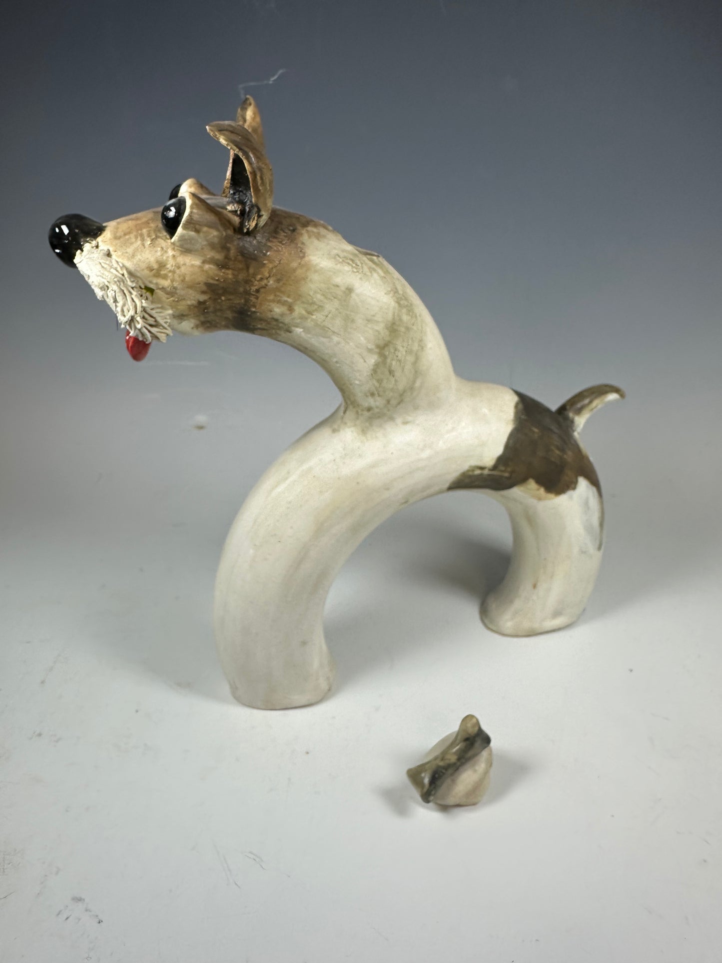 
                  
                    Fido
                  
                
