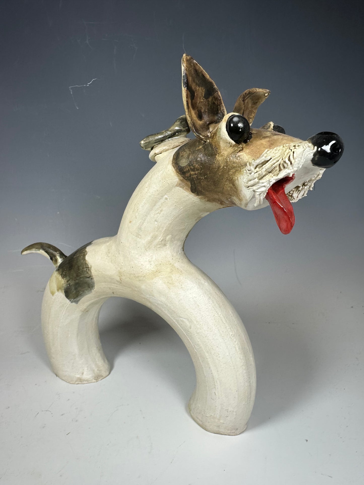 
                  
                    Fido
                  
                