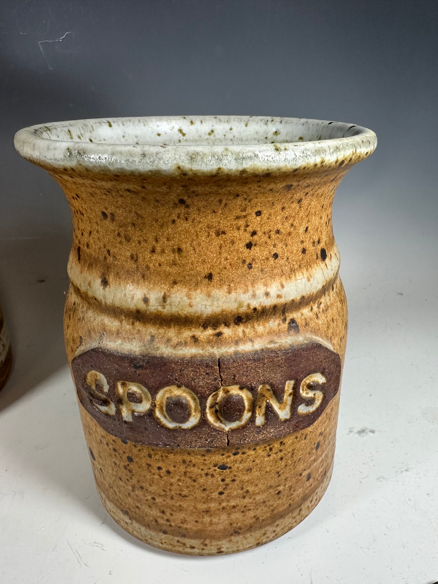 
                  
                    Spoons
                  
                